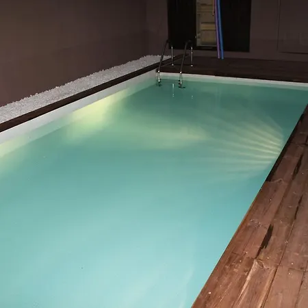Casa-nova Suites Апартаменты *